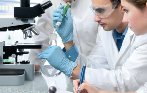 Las normativas en el laboratorio clínico: ¿Cuánto influyen en la prevención de accidentes?