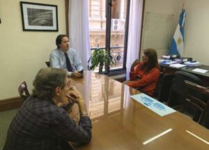 Reunión con funcionarios de la Superintendencia de Servicios de Salud