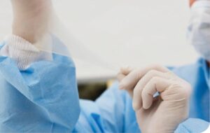 Enfermedades y riesgos laborales en trabajadores de servicios de urgencia: revisión de la literatura y acercamiento a Chile